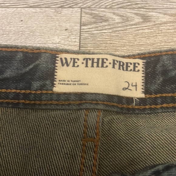 We The Free Blue Ankle Cropped Jeans Effortless Style - Picture 6 of 6